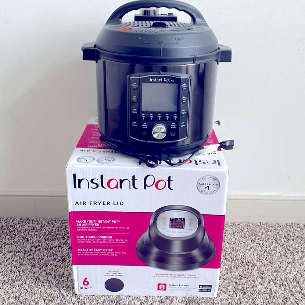 Brand new, never used 6qt Instant Pot Pressure Cooker and Air Fryer Lid